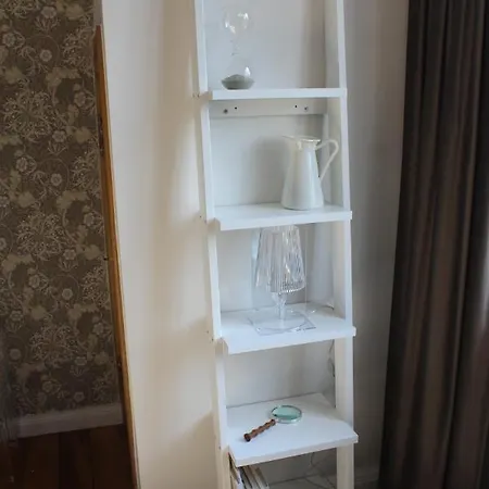 Bed & Breakfast 1909