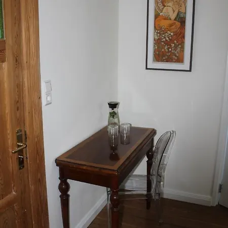 Bed & Breakfast 1909 4*